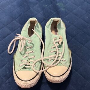 Converse Women's Light Green Sneakers